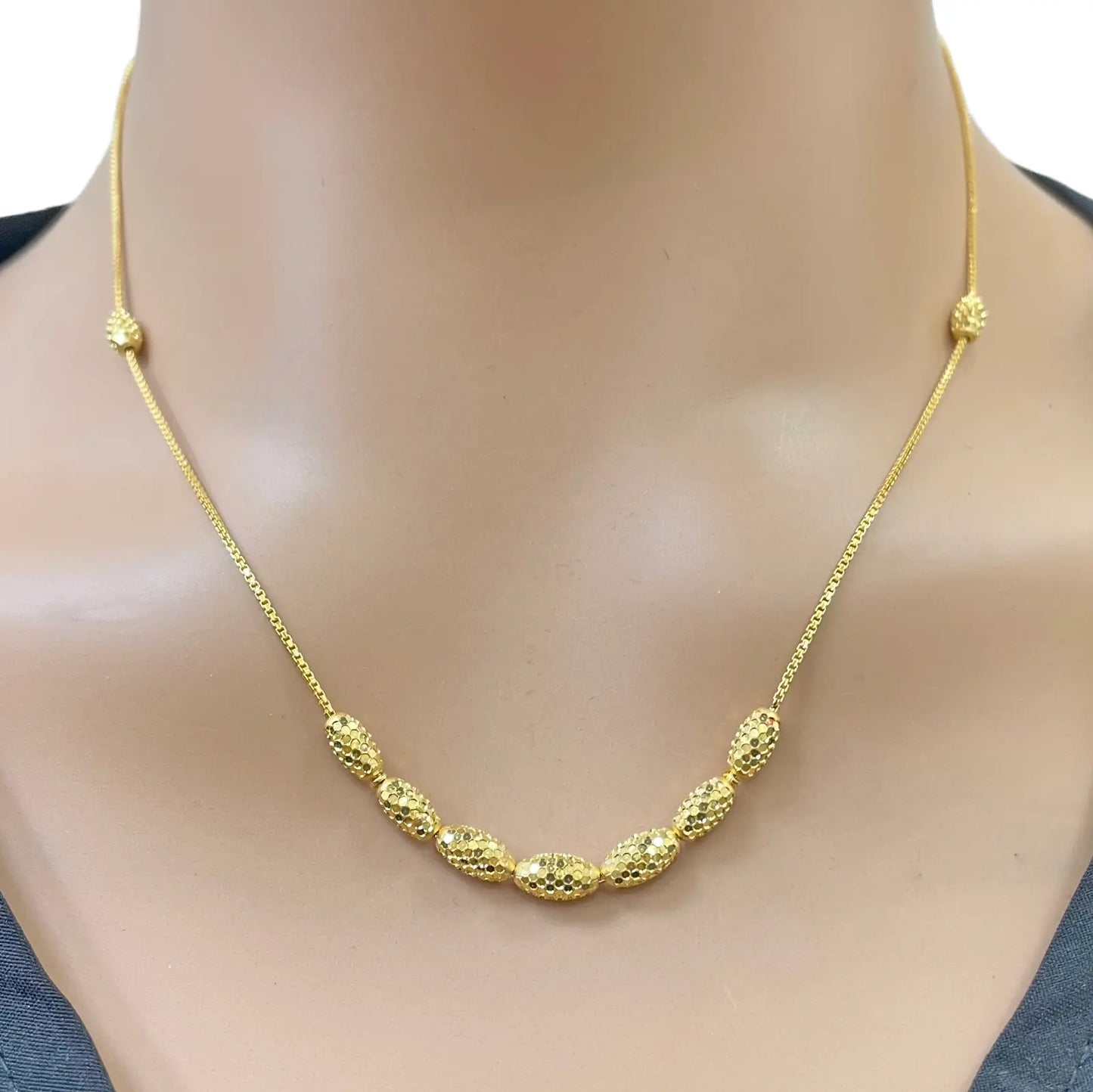 22ct Gold Beaded Necklace Sparkly Diamond Cut Oval Beads On A Box Chain 18 Inch 