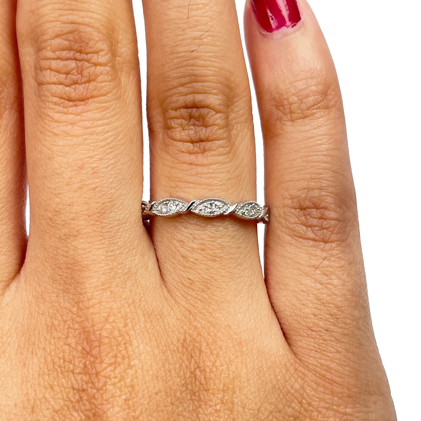 18ct White Gold Round Diamond Half  Eternity Milgrain Stackable Band 0.11ct  Diamond Ring