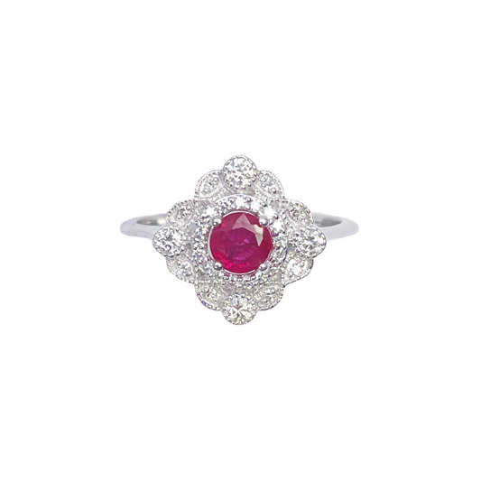 Bague grappe rubis rouge rond et diamant en or blanc 14 carats avec milgrain 0,72 carat
