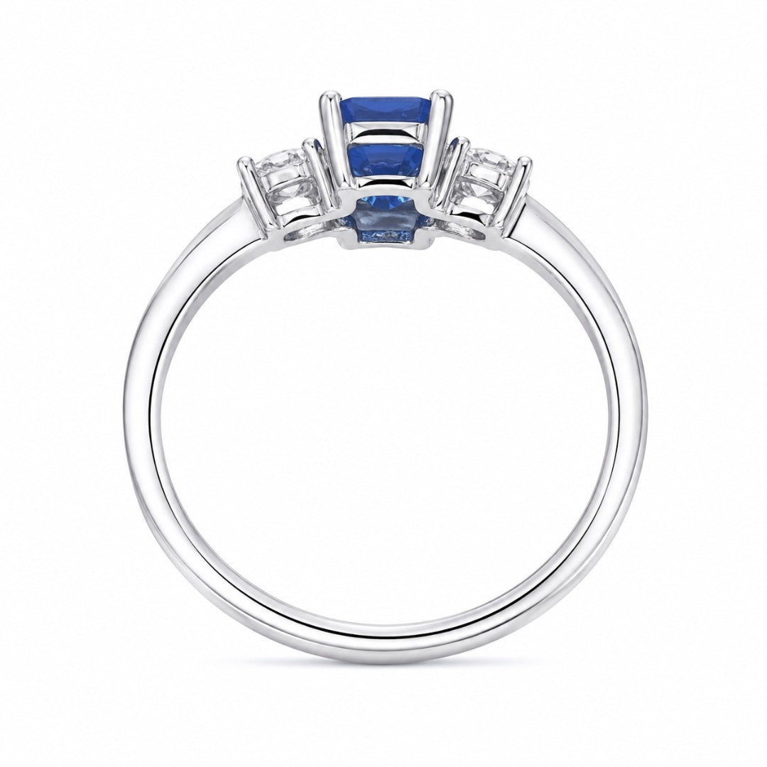 18 Karat Gold Saphir Diamant Ring Natur Rund & Smaragdschliff Drei-Stein 1.47ct