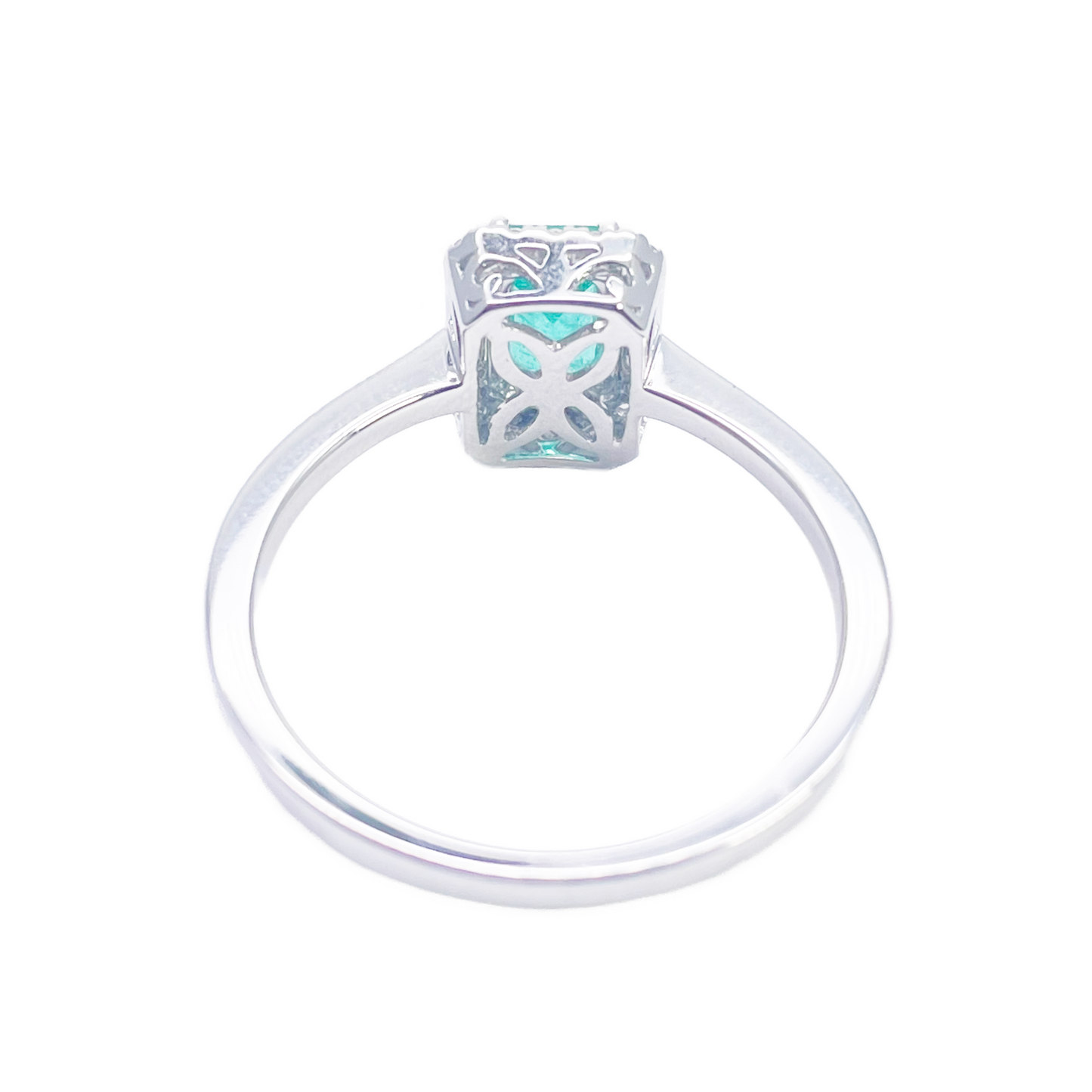 Bague or 18 carats, émeraude naturelle et diamants, taille ronde et émeraude, 0,70 carat