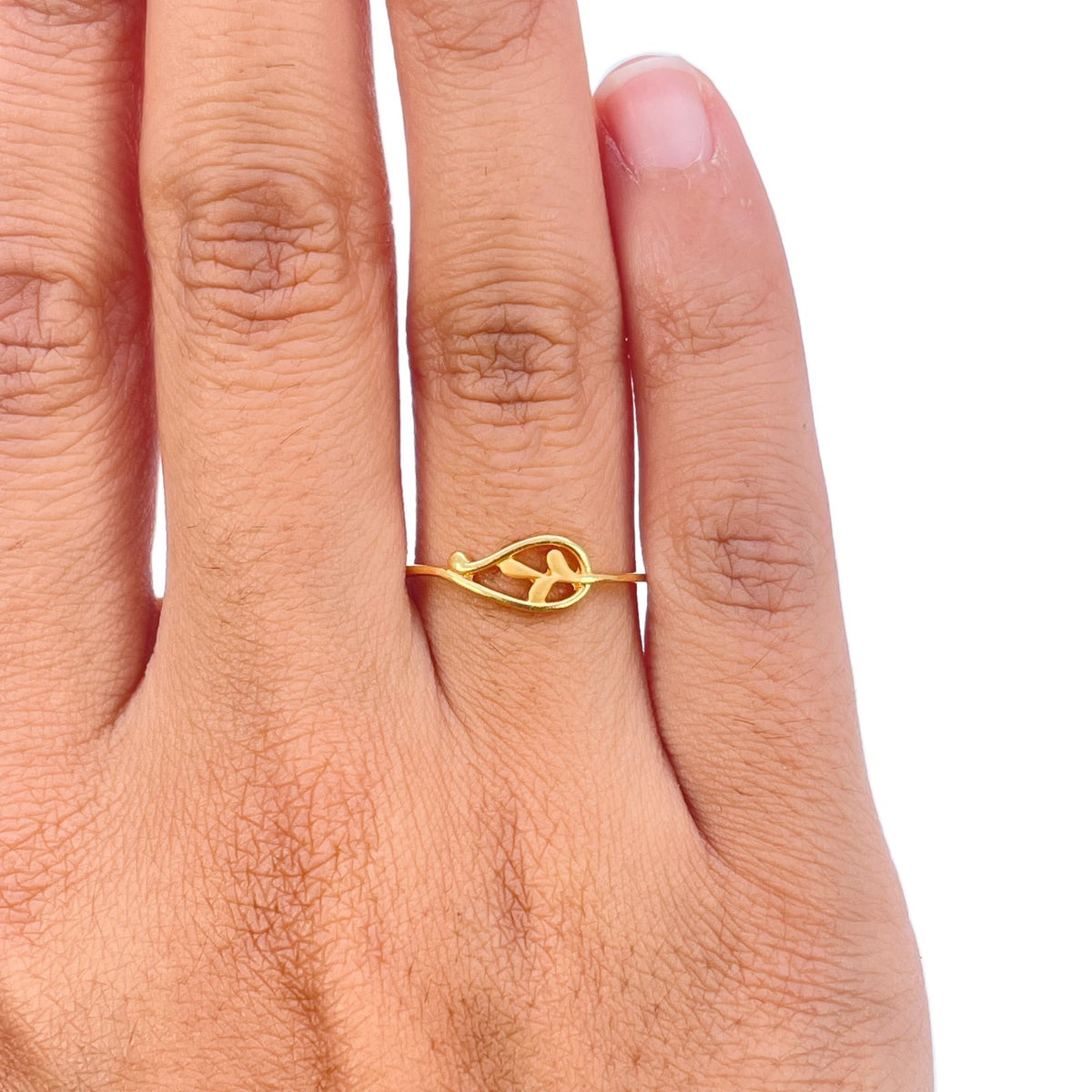22ct Yellow Gold Leaf Outline Ring Matt Vein Polished Finish